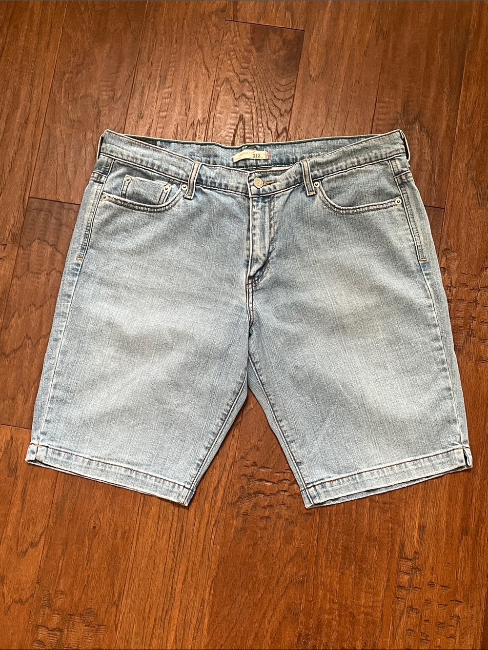 EUC Levi's 515 Light Wash Denim Jean Shorts